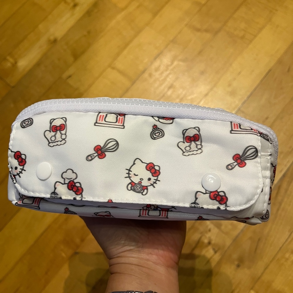 HELLO KITTY Pen Makeup Brush Case Bakery Chef Kawaii Pencil Bag Travel Vanity xo